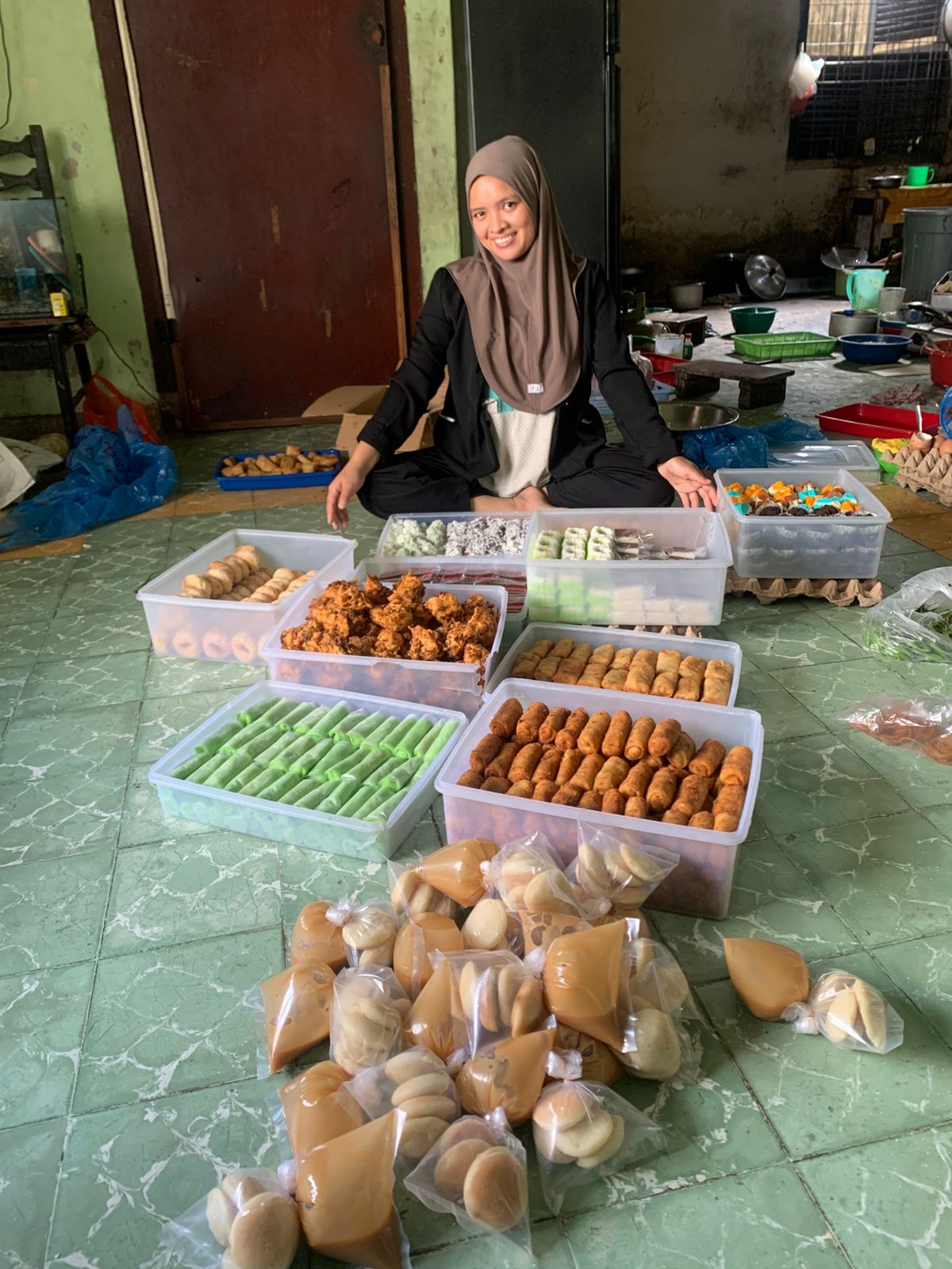 USAHA KUE BASAH BOSS WAT