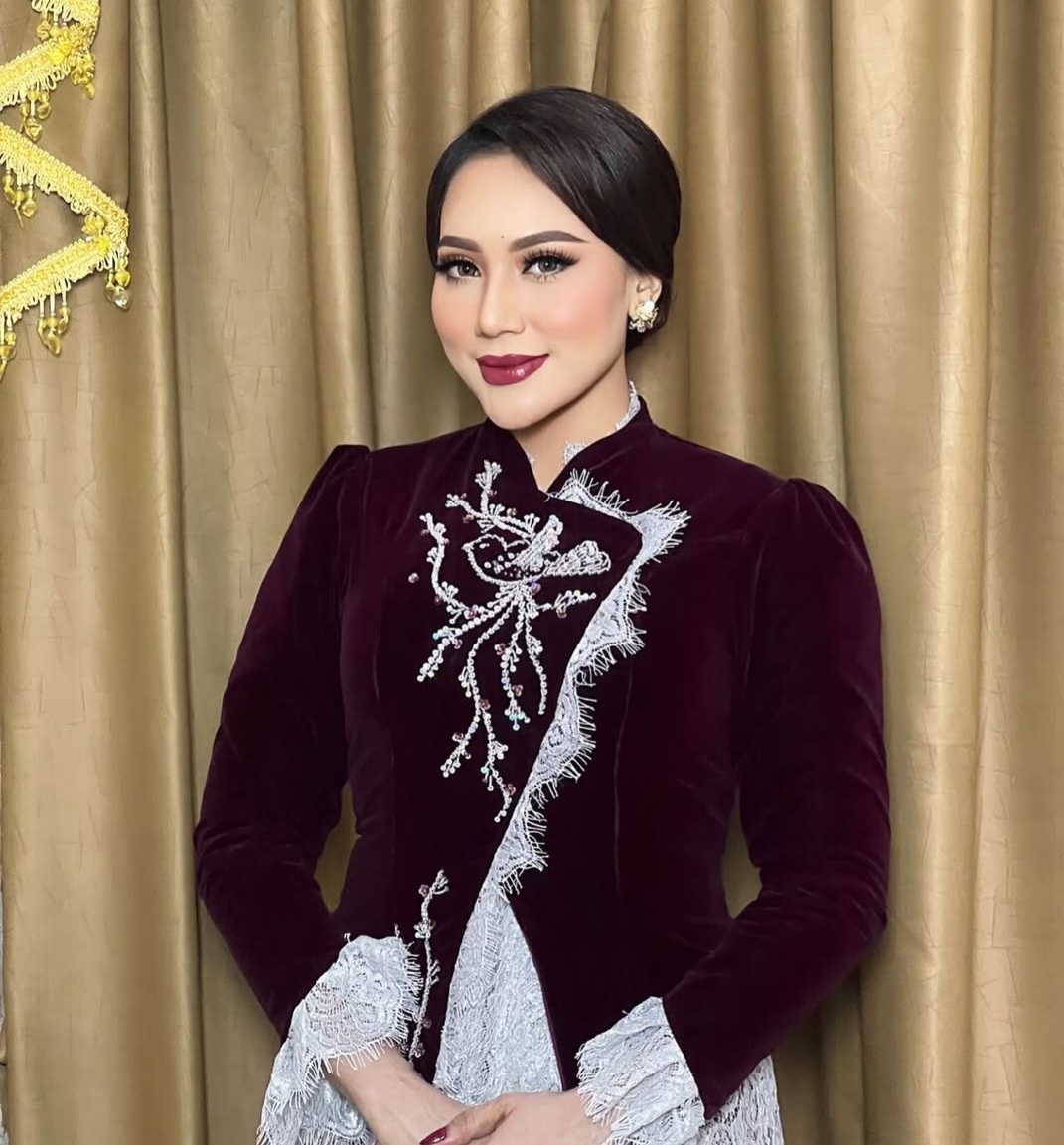 Risma Marpaung Fashion