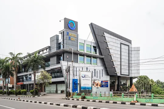 E Hotel Medan