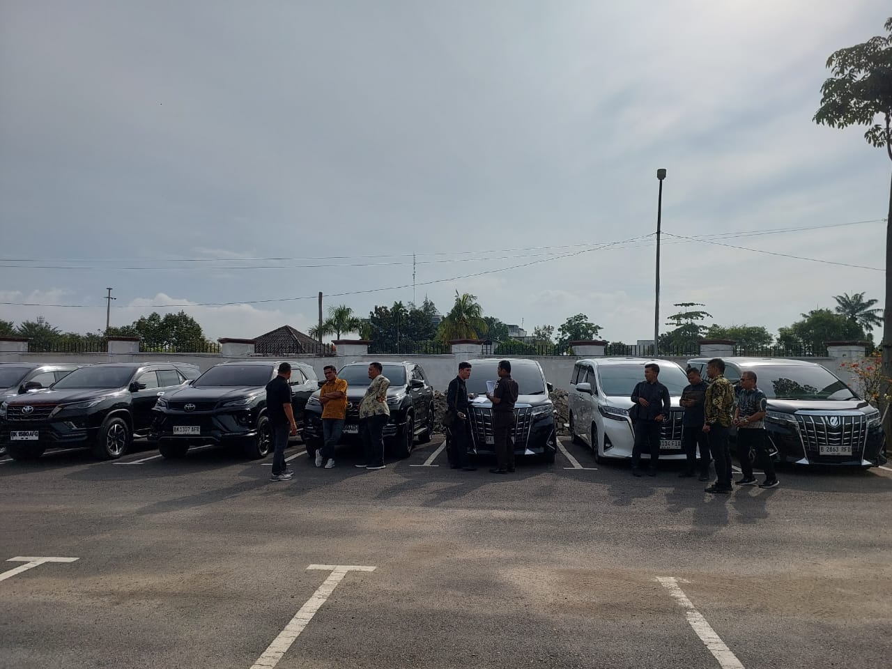 ERCM  ( ewin rental car medan )