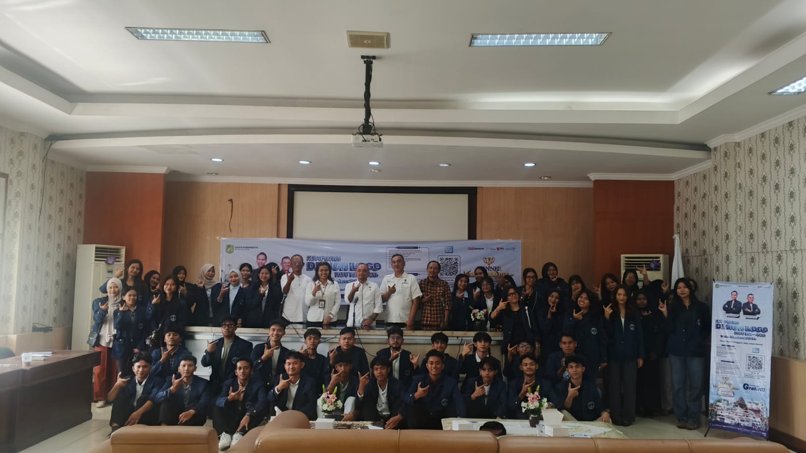 Sosialisasi Kompetisi Desain Logo HUT ke-436 Kota Medan Berlanjut di Universitas Deztron Indonesia