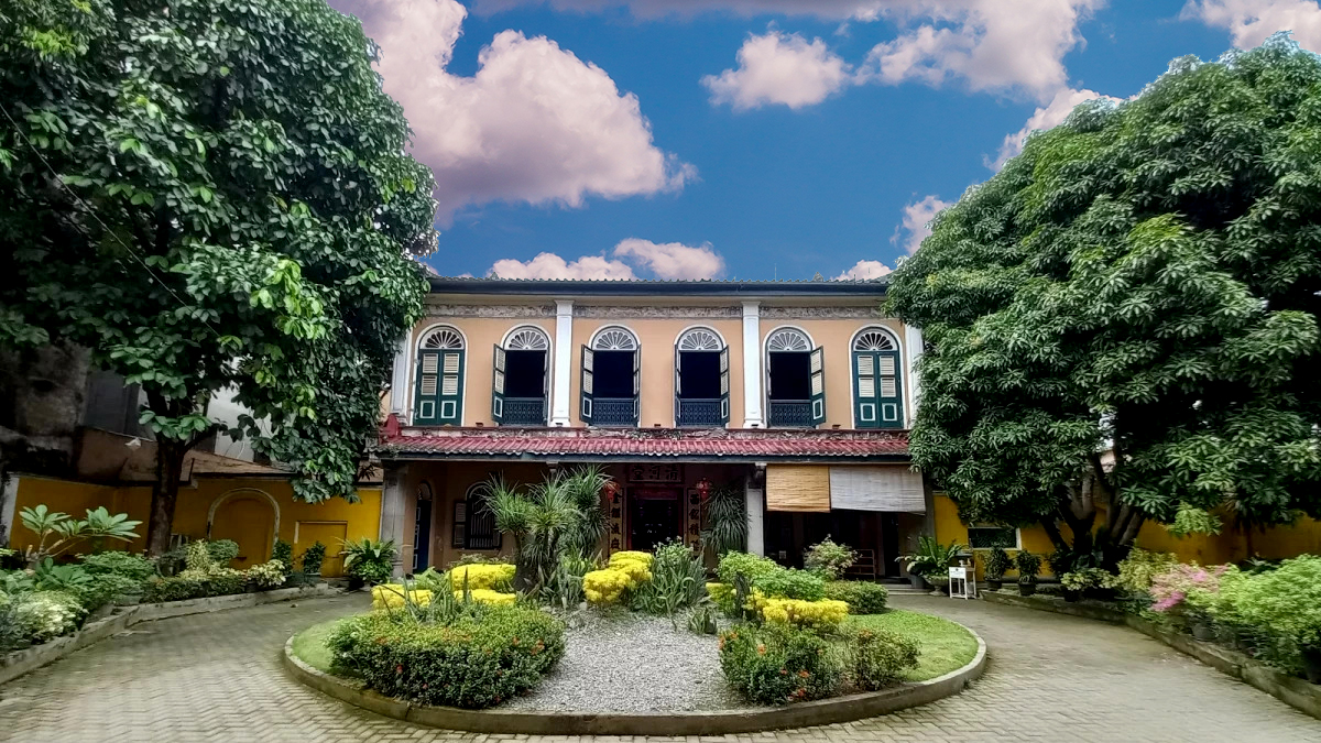 RUMAH TJONG A FIE